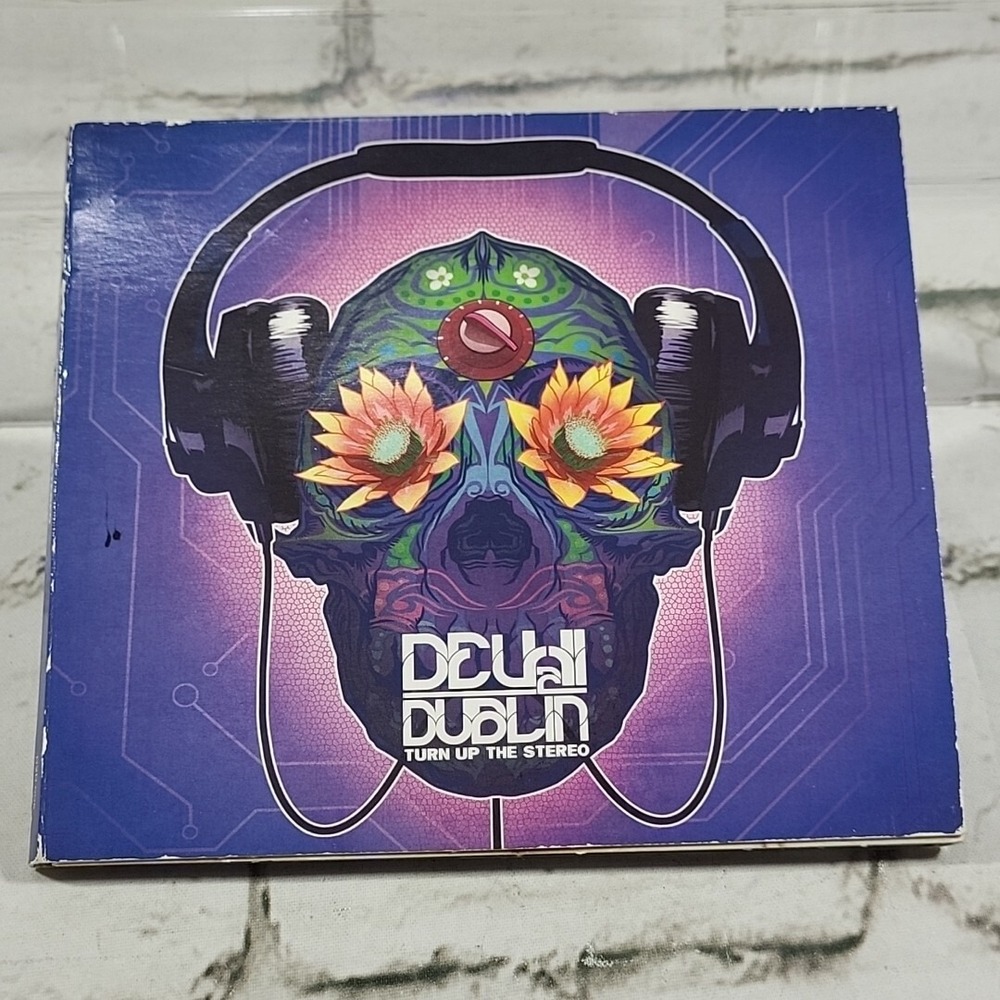 Turn Up the Stereo - Audio CD By Delhi 2 Dublin